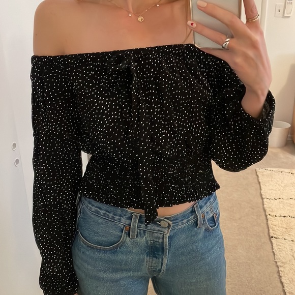 Blue Life Off the shoulder polka dot blouse - Picture 2 of 6